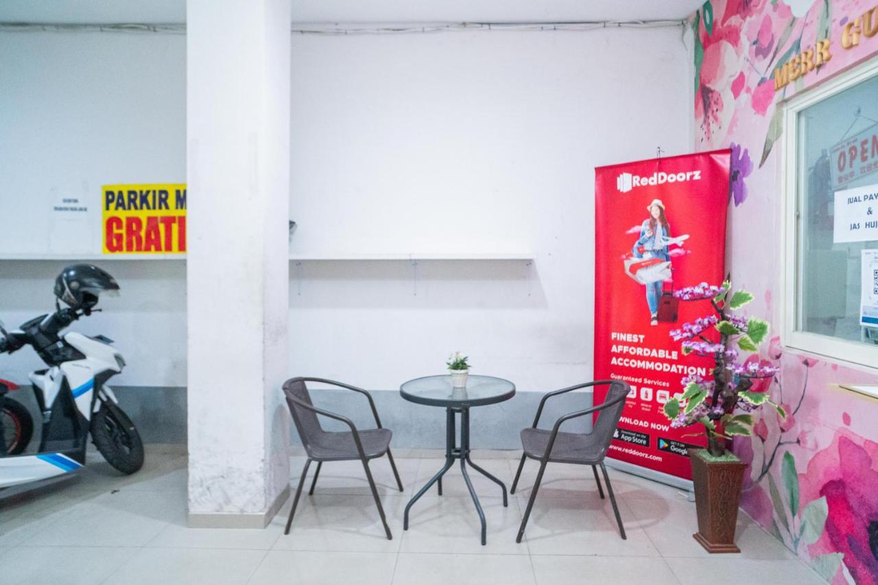 Reddoorz At Merr Rungkut Jl Gunung Anyar Gununganjar Exteriér fotografie