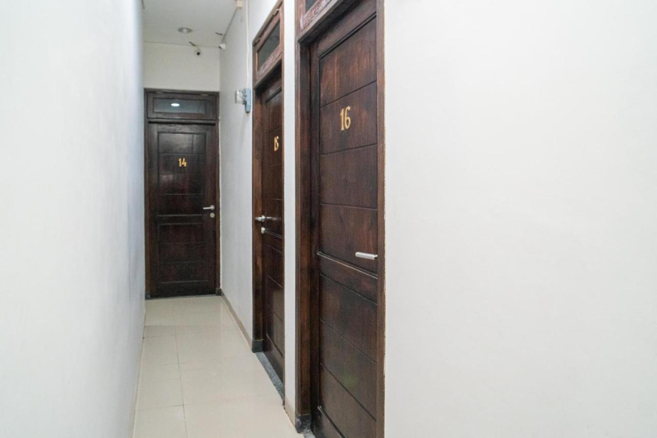 Reddoorz At Merr Rungkut Jl Gunung Anyar Gununganjar Exteriér fotografie